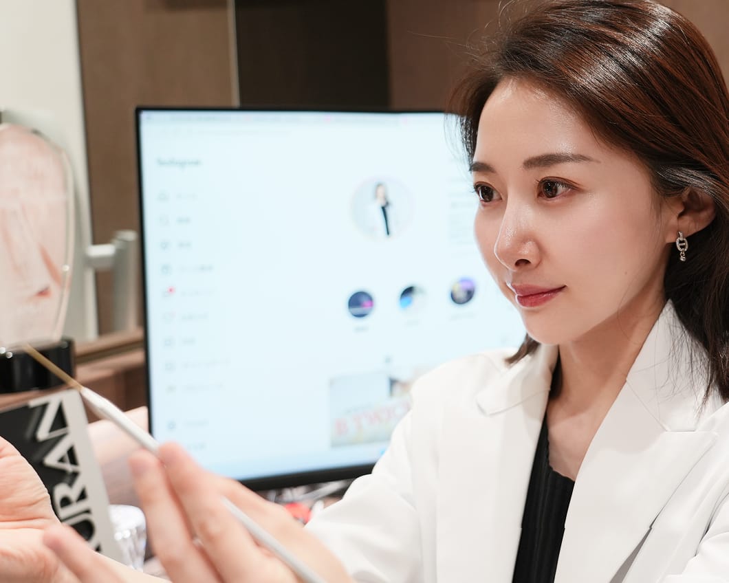 BIANCA CLINICの二重形成