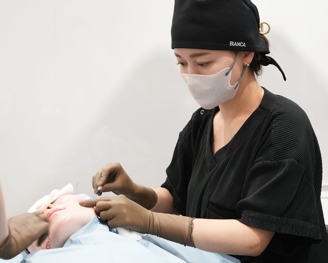 BIANCA CLINICの小顔治療
