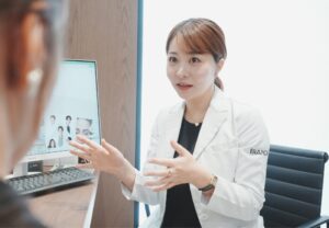 GLP-1ダイエットを説明する前田陽子医師-ビアンカクリニック