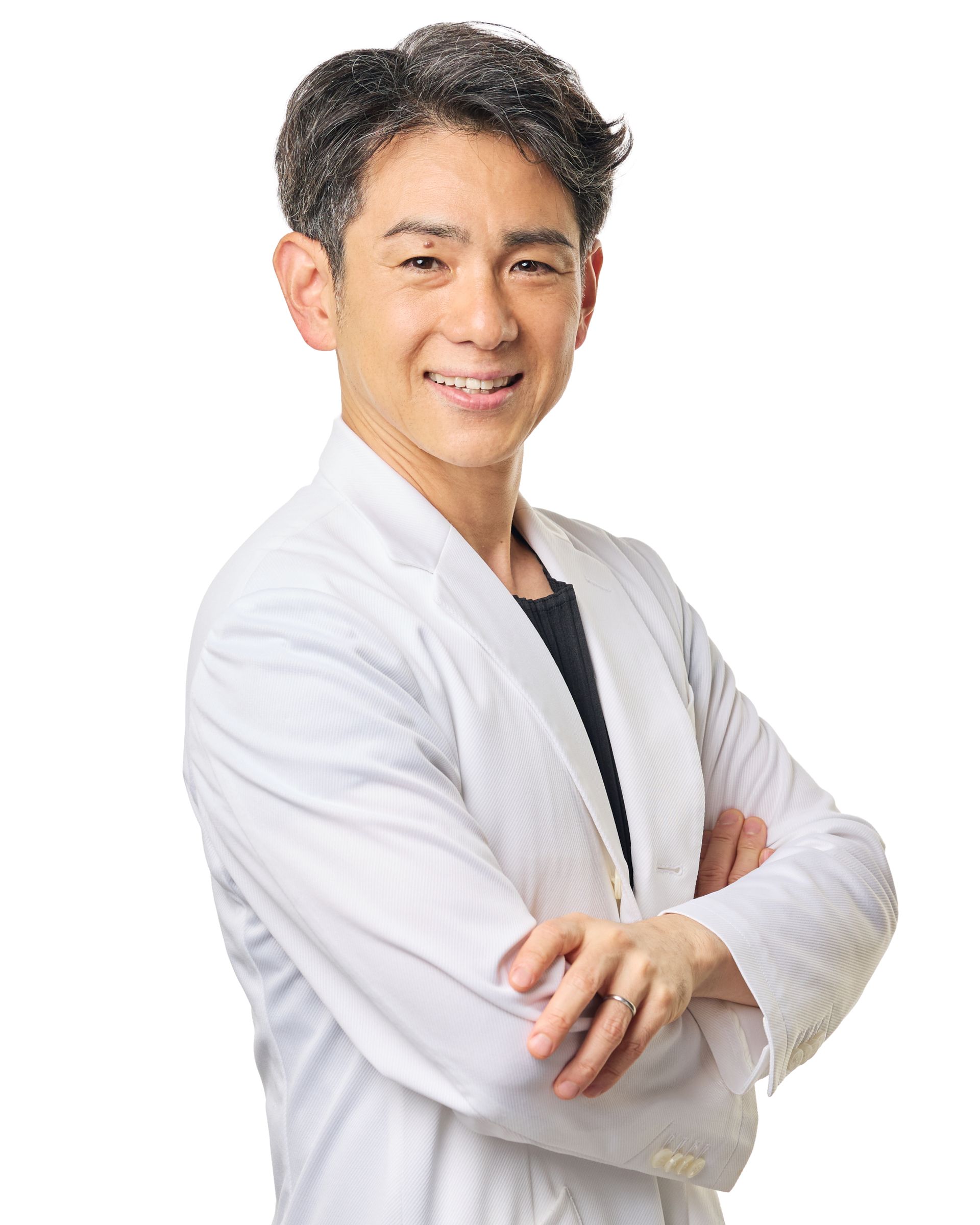 ガミースマイルスペシャリスト歯科医師、築山鉄平です