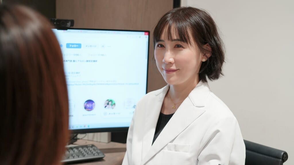 ビアンカクリニック 美容婦人科指導医/日本専門医機構認定 産婦人科専門医
宮本 亜希子医師のカウンセリングの様子